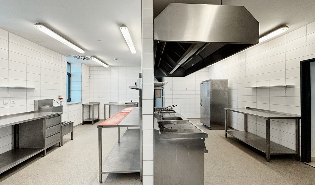 Pronájem restaurace 362 m², Písek – náhled fotky 17