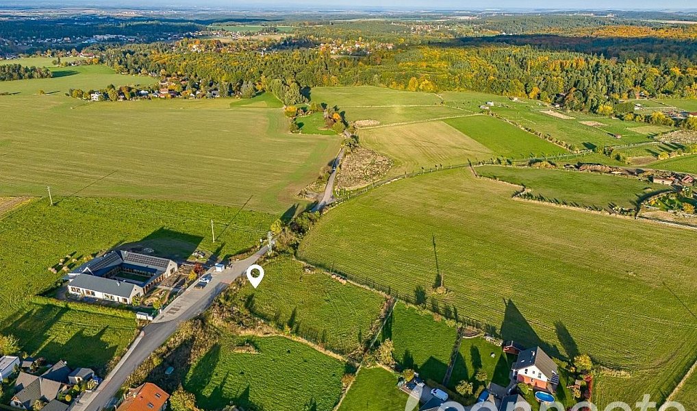 Prodej stavebního pozemku 977 m², Svojetice – náhled fotky 8