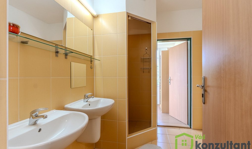 Prodej ubytovacího objektu 283 m², Ostrava – náhled fotky 25