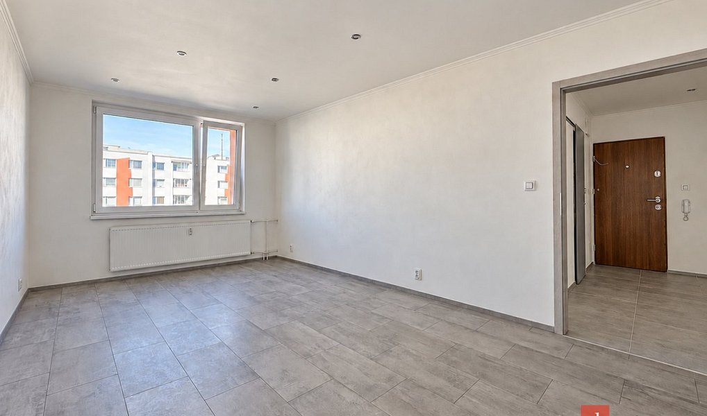 Pronájem bytu 2+1 60 m², Jirkov – náhled fotky 2
