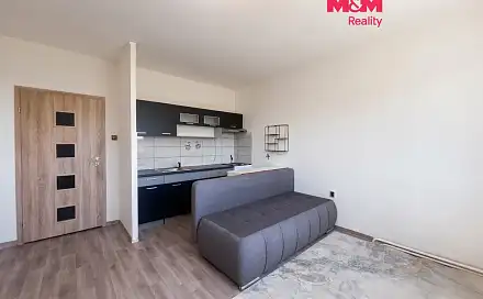 Pronájem bytu 2+kk 40 m², Na Svahu, Česká Lípa