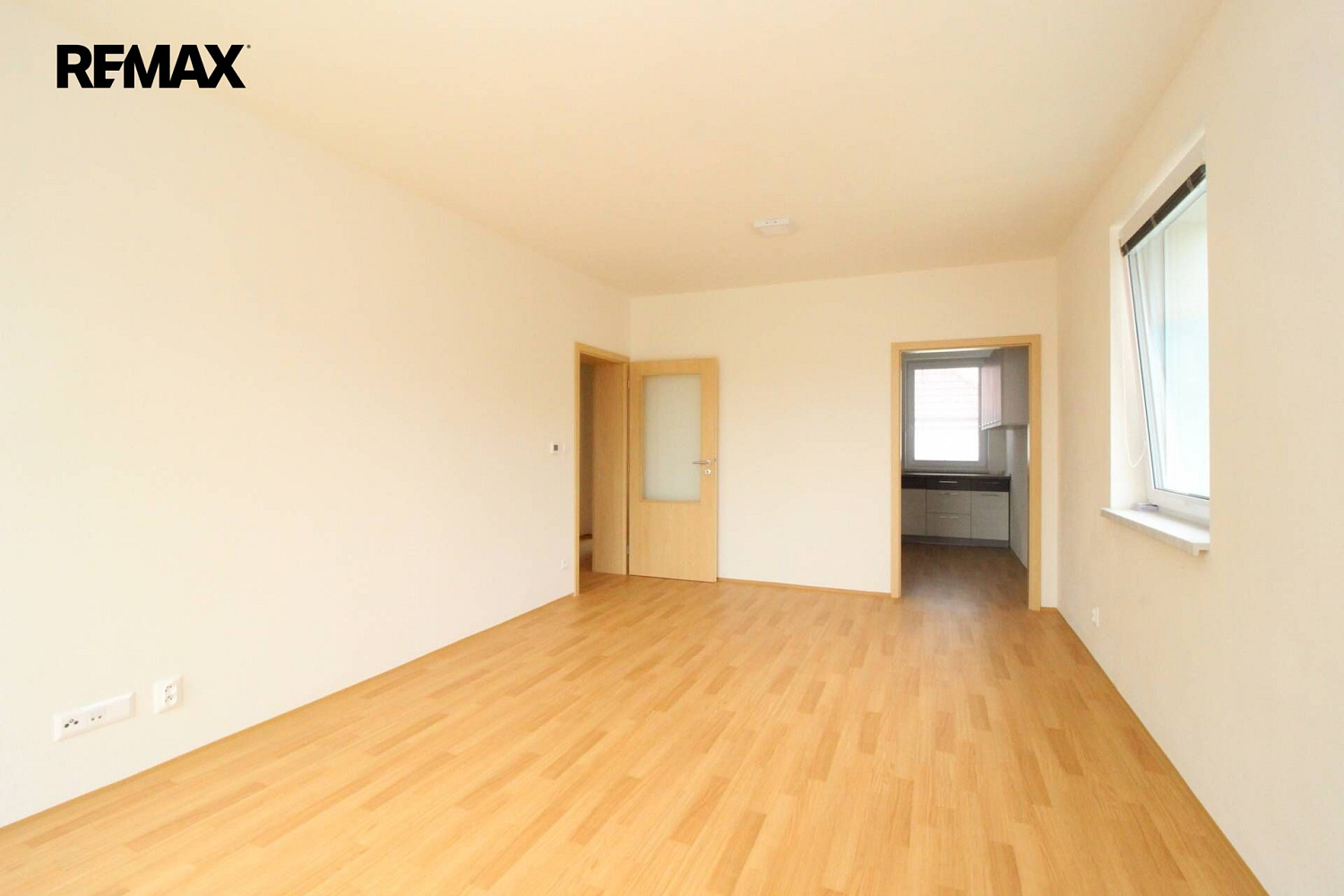 Pronájem bytu 2+kk 64 m² – fotografie 5