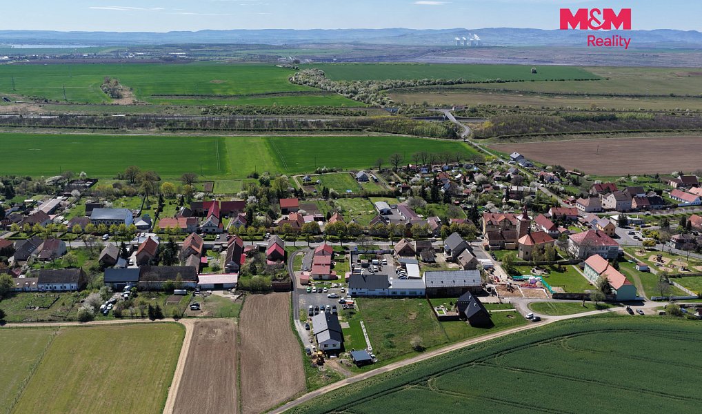 Prodej stavebního pozemku 832 m², Droužkovice – náhled fotky 8