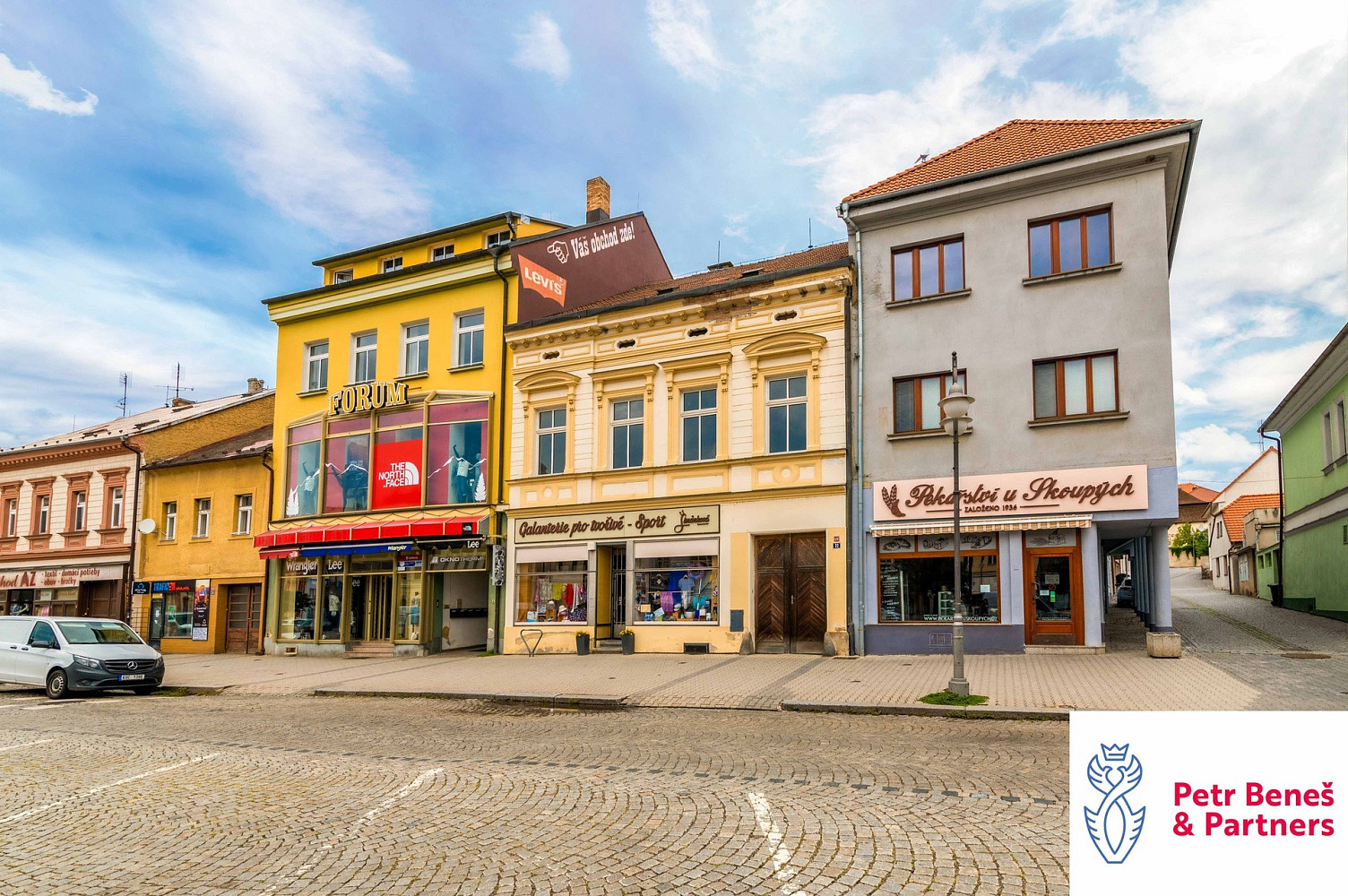 Prodej obchodních prostor 622 m² – fotografie 2