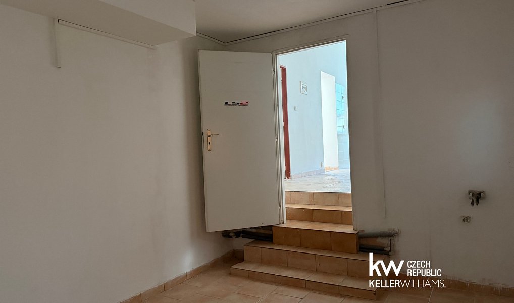 Pronájem obchodních prostor 82 m², Bílina – náhled fotky 15