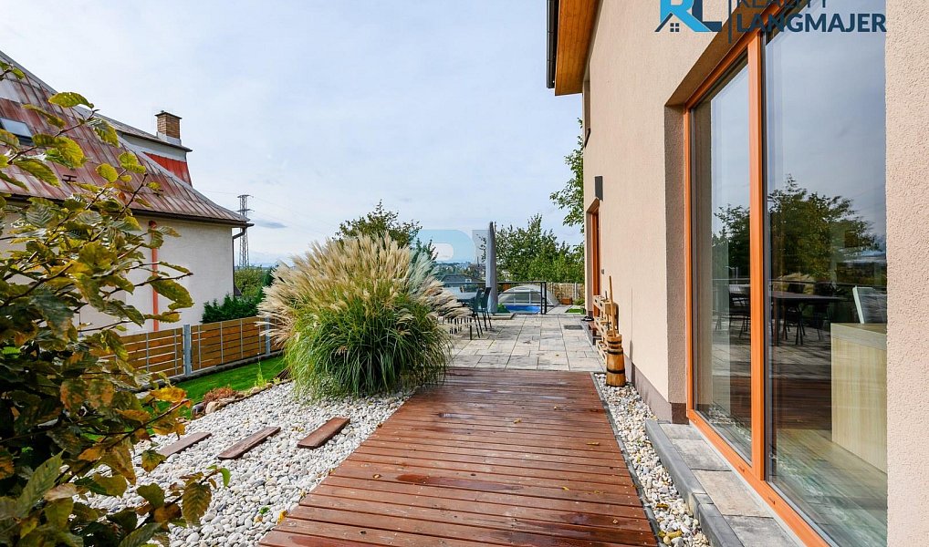 Prodej domu 183 m² s pozemkem 724 m², Plzeň – náhled fotky 39