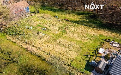 Prodej stavebního pozemku 1 639 m², Drahobudice