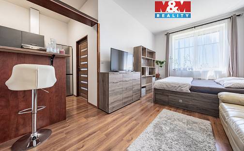 Prodej bytu 2+kk 46 m², Topolová, Milovice - Mladá, okres Nymburk