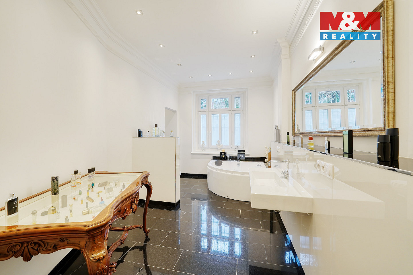 Prodej domu 600 m² s pozemkem 2 481 m² — photo 4