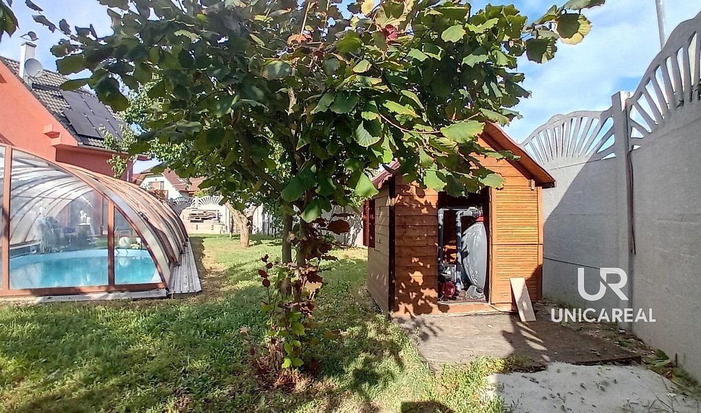 Prodej domu 233 m² s pozemkem 651 m², Božice – náhled fotky 22