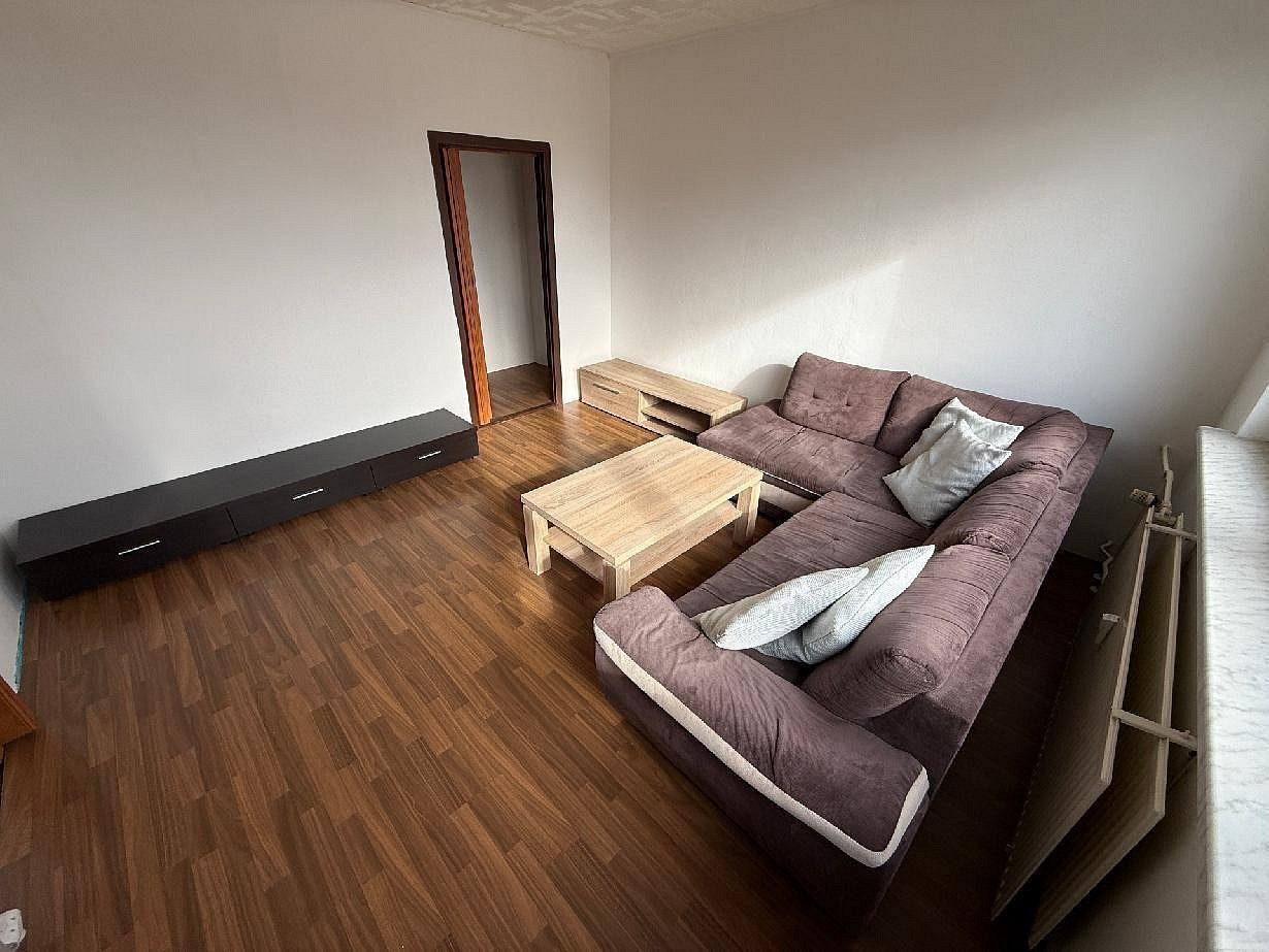 Pronájem bytu 2+1 44 m² – fotografie 4