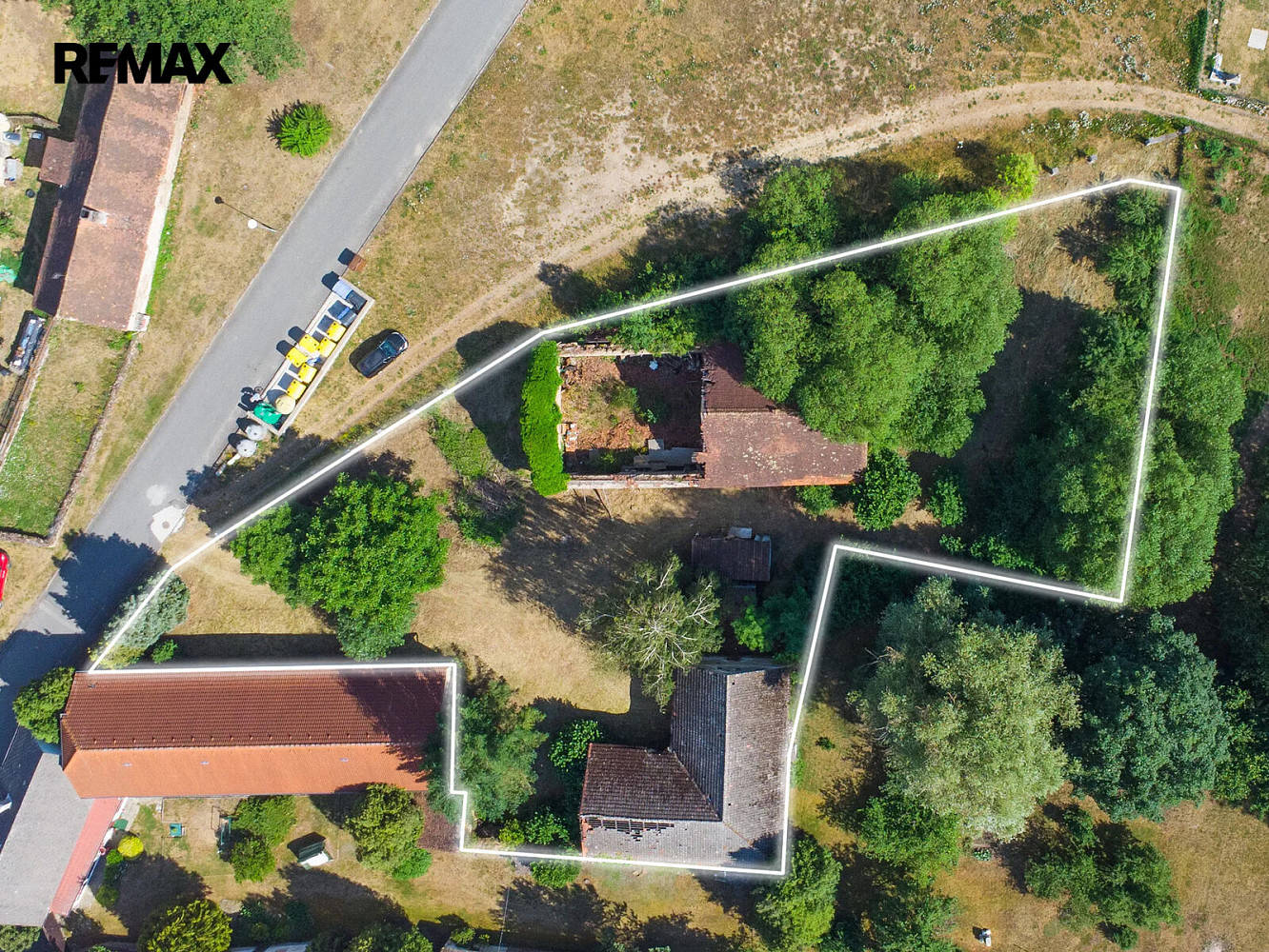 Prodej stavebního pozemku 2 388 m²