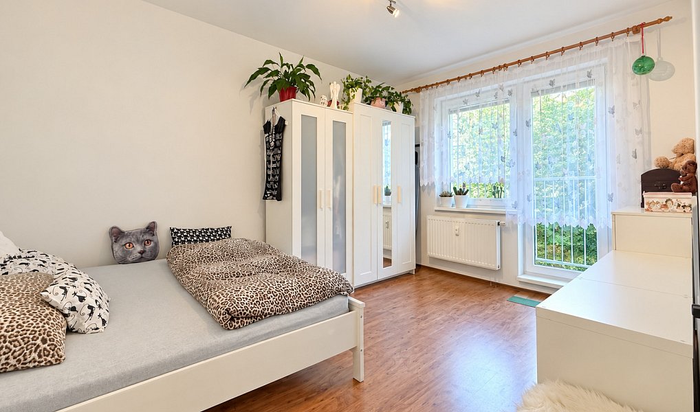 Prodej bytu 3+1 55 m², Milovice – náhled fotky 3