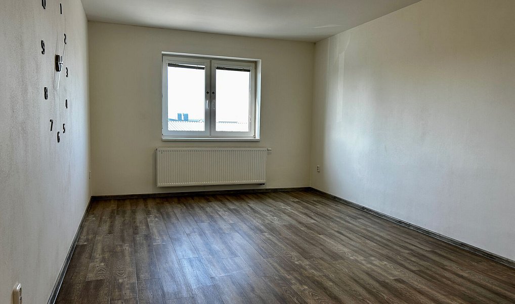 Pronájem bytu 1+kk 35 m², Pohořelice – náhled fotky 4