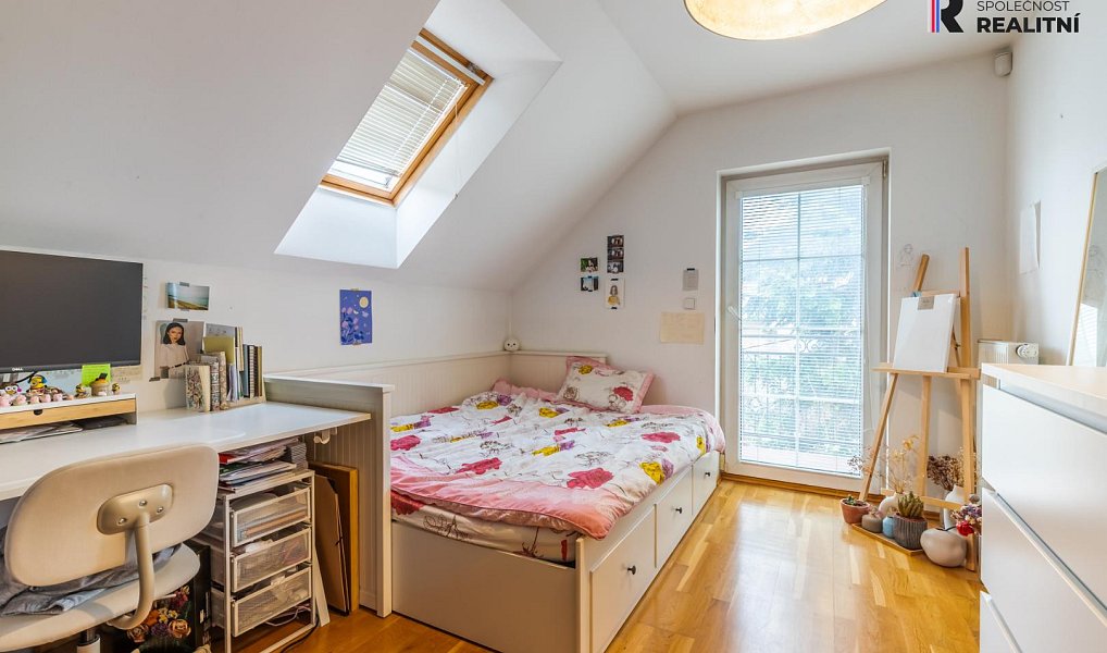 Prodej domu 168 m² s pozemkem 427 m², Praha – náhled fotky 12