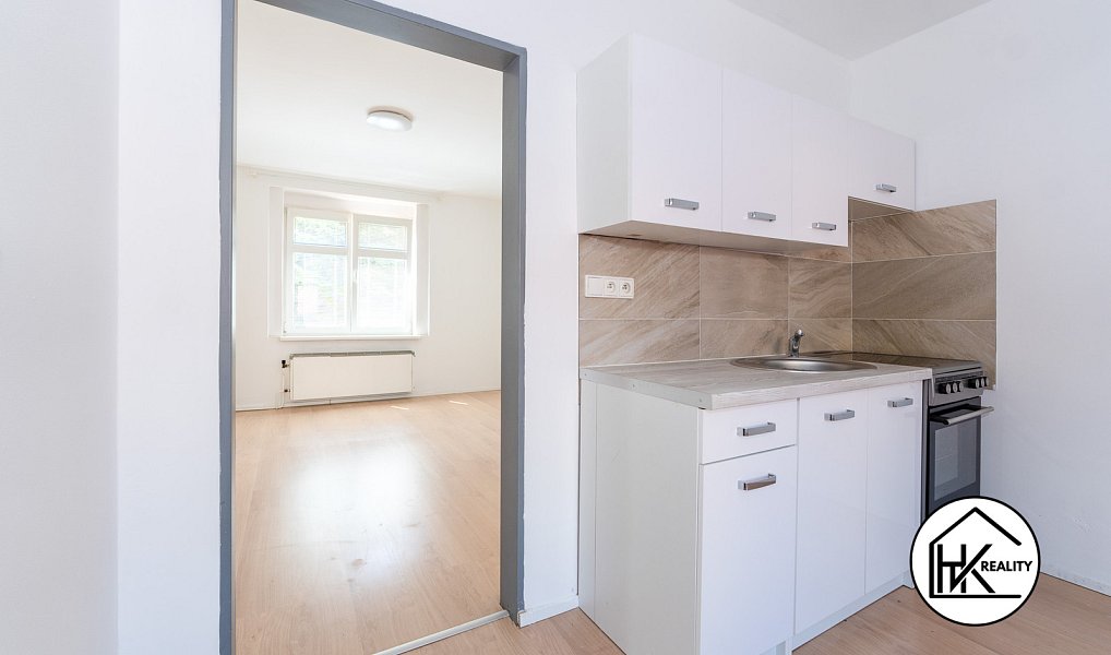 Prodej domu 180 m² s pozemkem 481 m², Krupka – náhled fotky 3