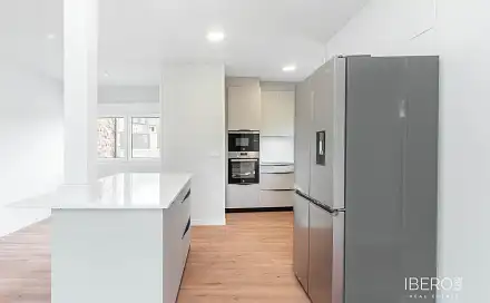 Prodej domu 2 586 m² s pozemkem 2 228 m²