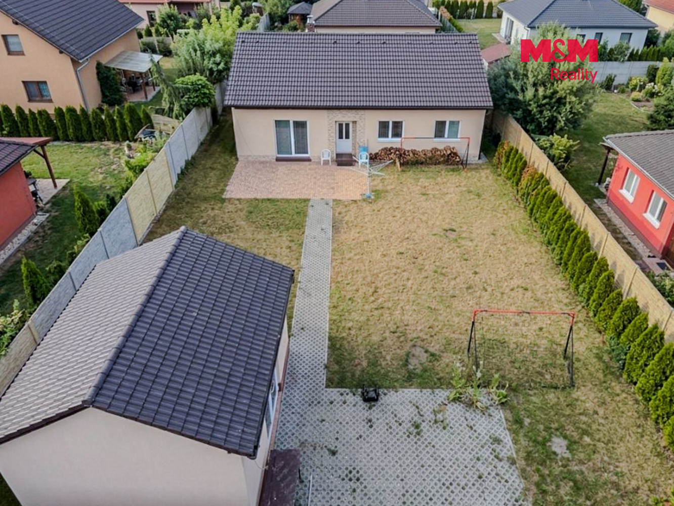Prodej domu 145 m² s pozemkem 145 m² — photo 2