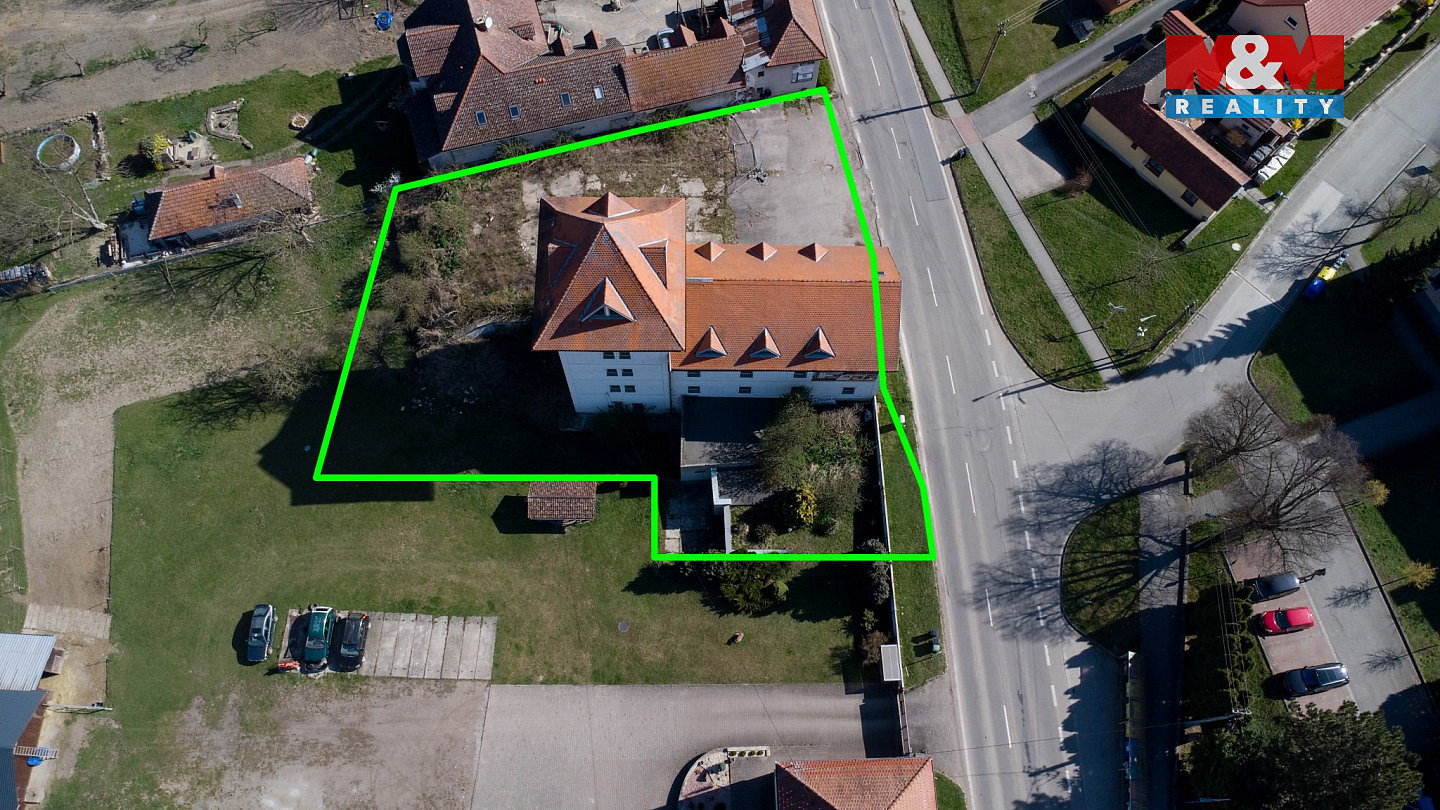 Prodej obchodních prostor 720 m² — photo 3
