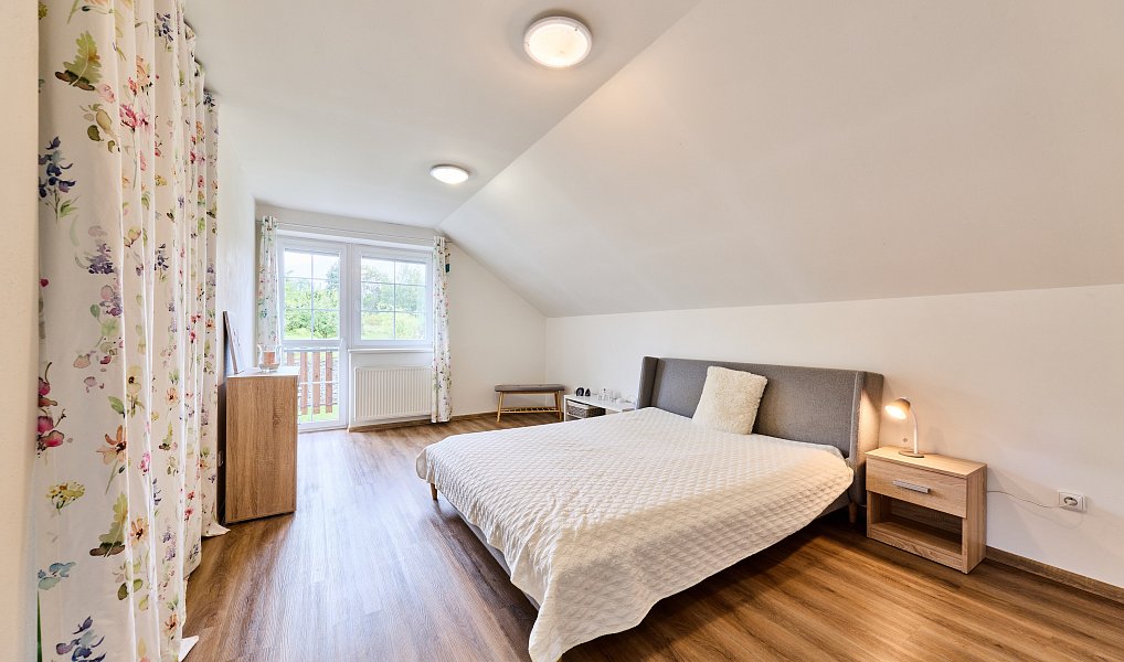 Prodej domu 141 m² s pozemkem 826 m², Mladé Buky – náhled fotky 20