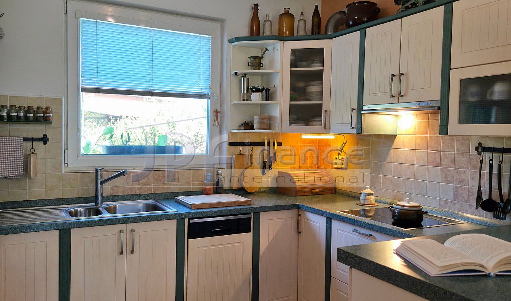 Prodej domu 100 m² s pozemkem 897 m², Tišice – náhled fotky 7