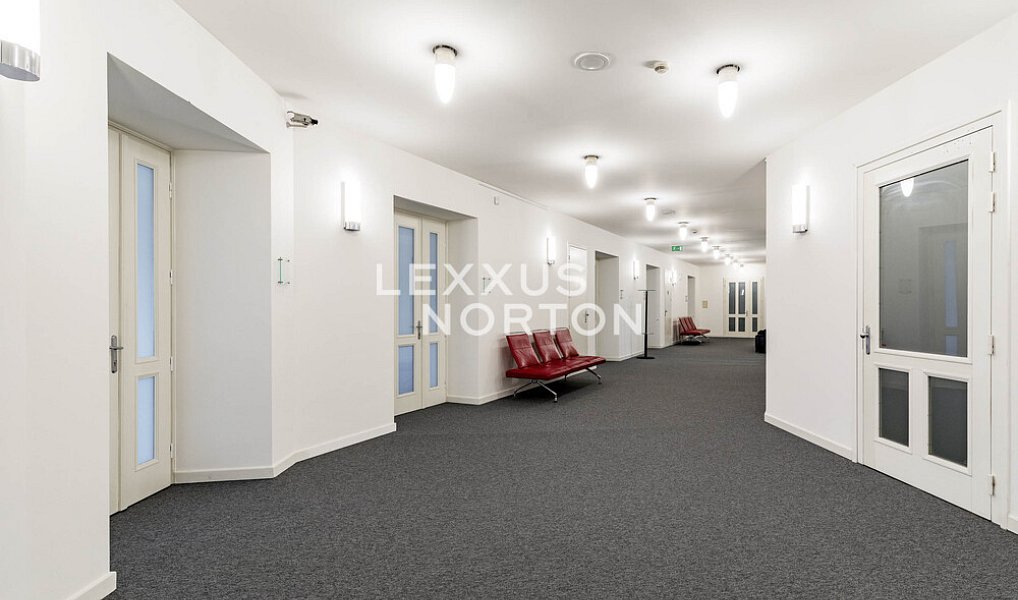 Pronájem kanceláře 560 m², Praha – náhled fotky 11