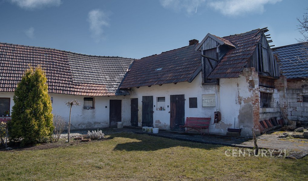 Prodej domu 186 m² s pozemkem 1 322 m², Skorkov – náhled fotky 9