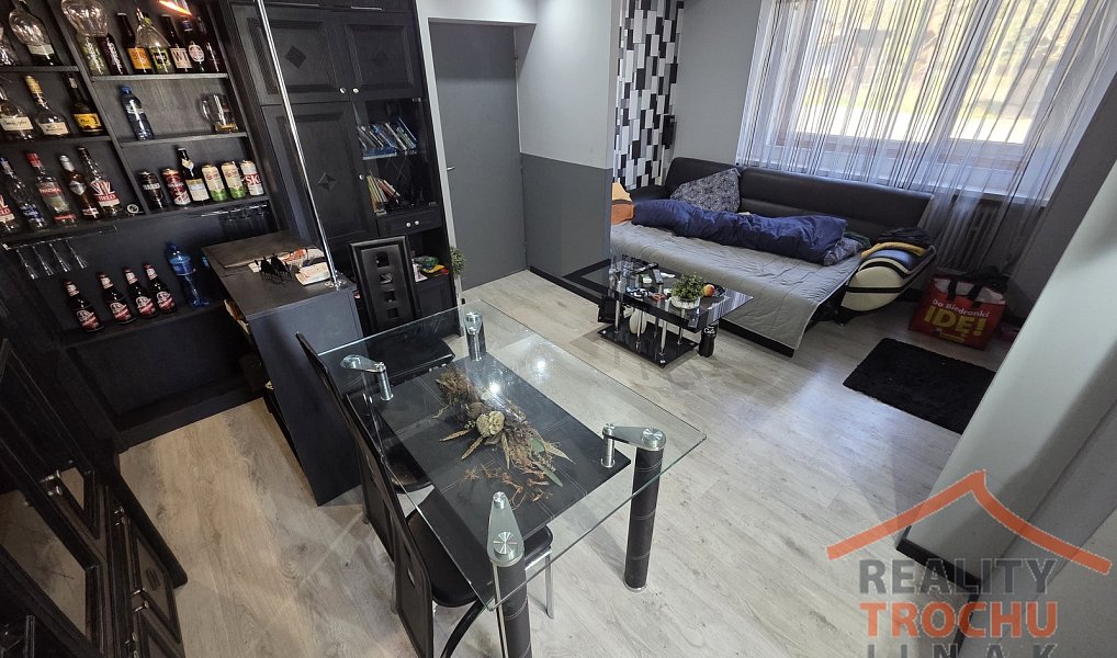 Prodej domu 390 m² s pozemkem 2 700 m², Meziměstí – náhled fotky 2