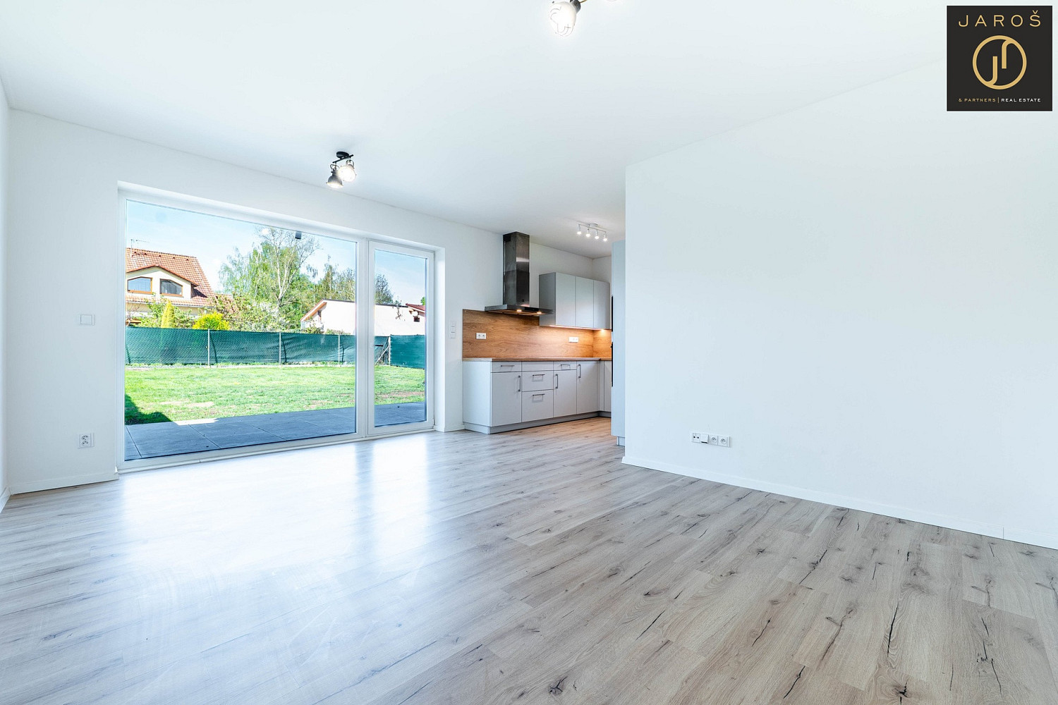 Prodej domu 93 m² s pozemkem 500 m² – fotografie 3