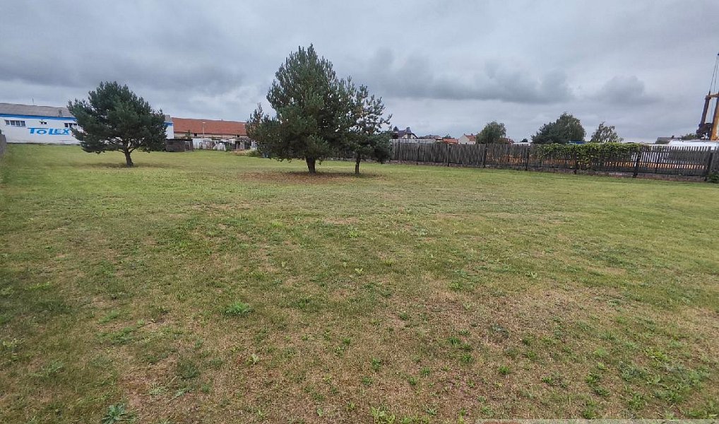 Prodej komerčního pozemku 3 920 m², Tři Dvory – náhled fotky 5