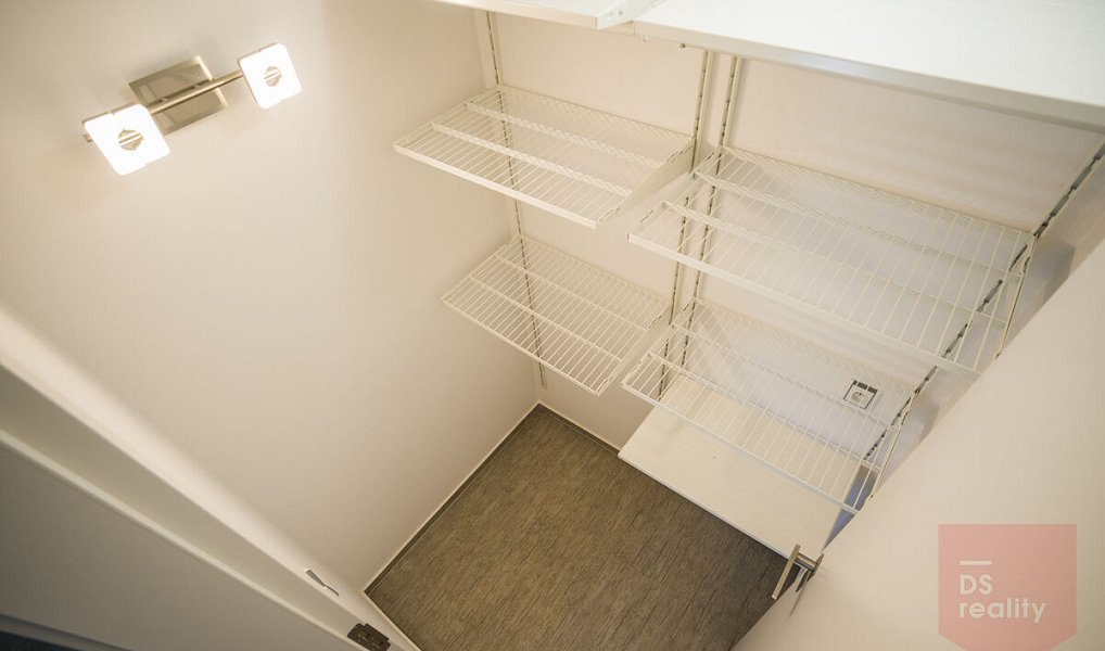Prodej bytu 2+kk 79 m², Praha – náhled fotky 10