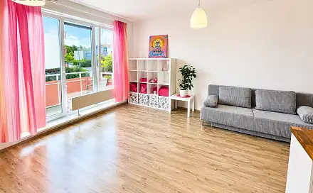Pronájem bytu 1+kk 33 m²