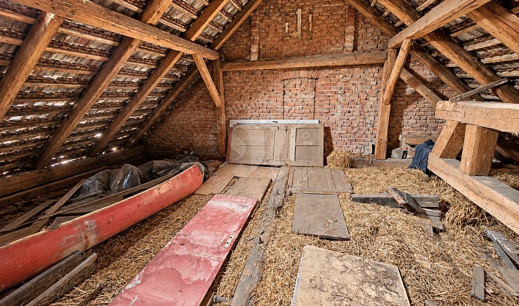 Prodej domu 327 m² s pozemkem 1 179 m², Žižice – náhled fotky 42