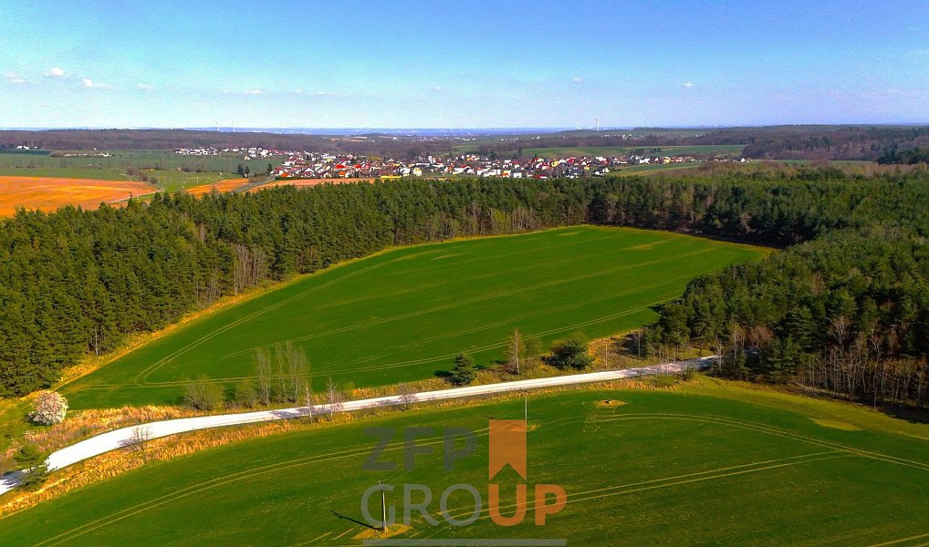 Prodej komerčního pozemku 17 441 m², Vřesina – náhled fotky 2