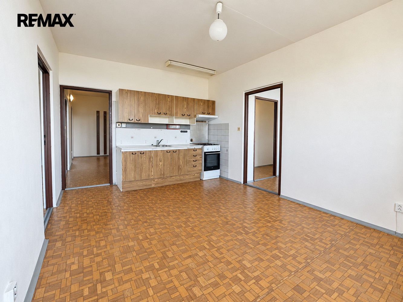 Pronájem bytu 3+1 95 m² – fotografie 2