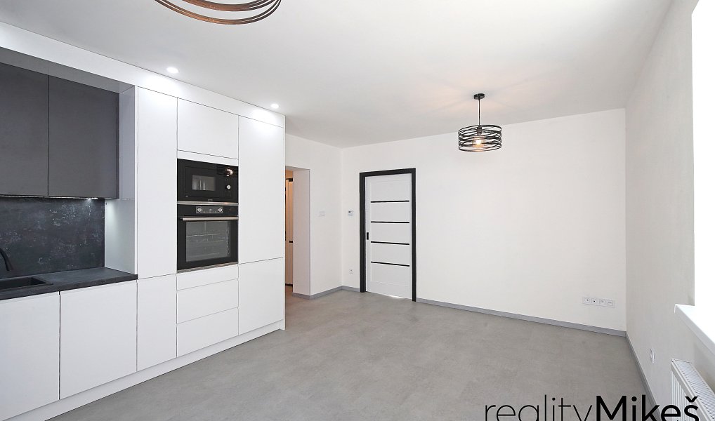 Pronájem bytu 3+kk 62 m², Liberec – náhled fotky 4