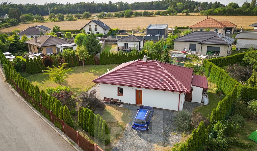 Prodej domu 93 m² s pozemkem 896 m², Nová Ves pod Pleší – náhled fotky 2