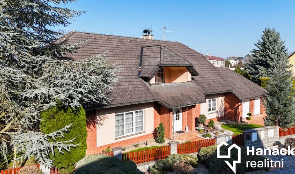 Prodej domu 269 m² s pozemkem 939 m², Olomouc – náhled fotky 2