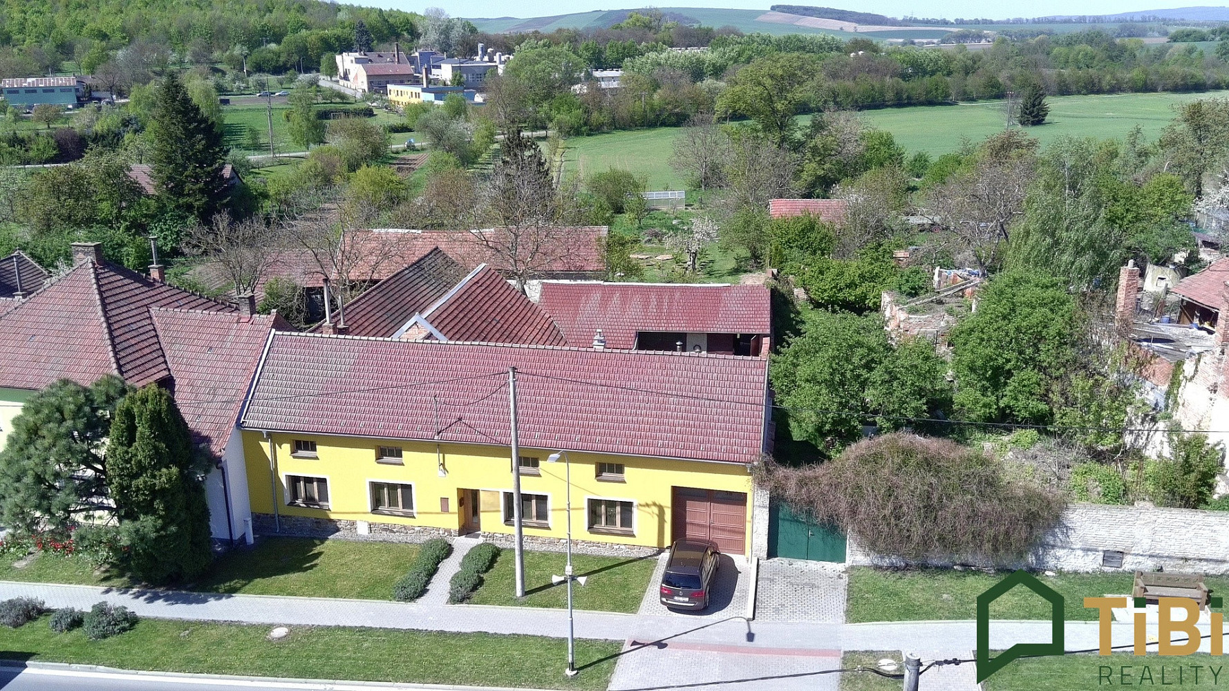 Prodej domu 200 m² s pozemkem 3 560 m² – fotografie 2