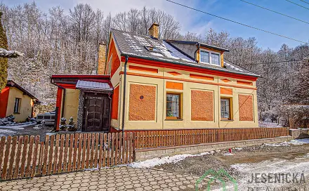 Prodej domu 336 m² s pozemkem 1 626 m², Bernartice - Buková, okres Jeseník