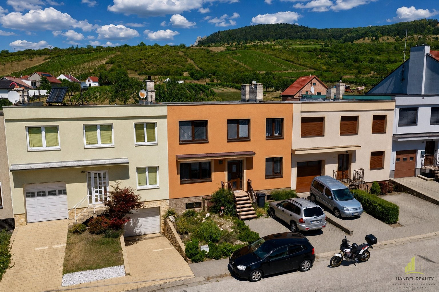 Prodej domu 250 m² s pozemkem 176 m²