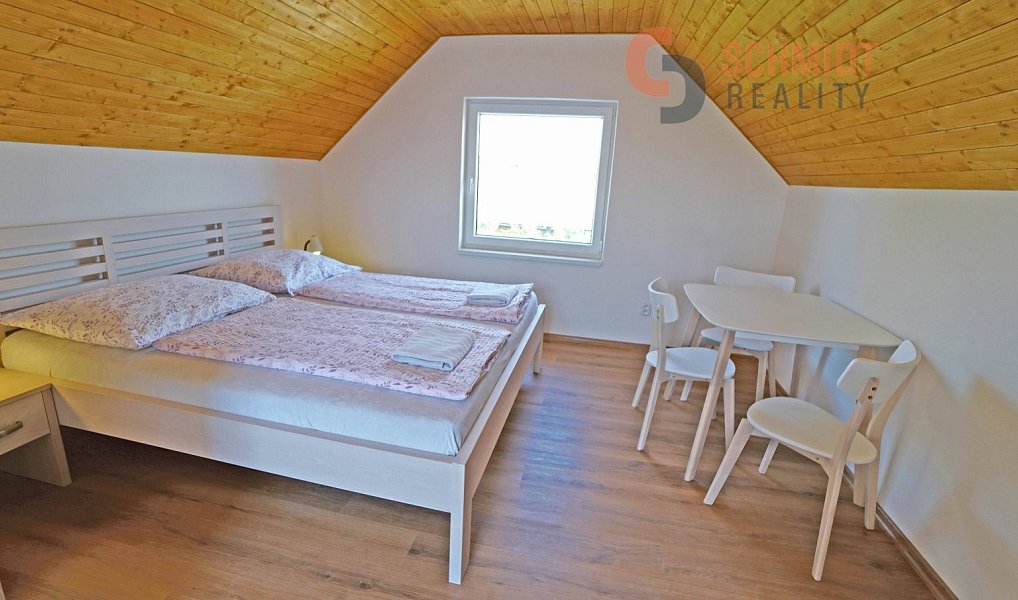 Pronájem ubytovacího objektu 139 m², Velké Bílovice – náhled fotky 6