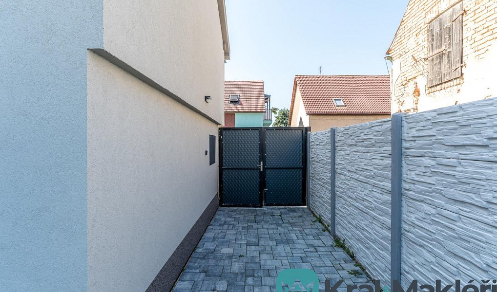 Prodej domu 126 m² s pozemkem 270 m², Brňany – náhled fotky 17