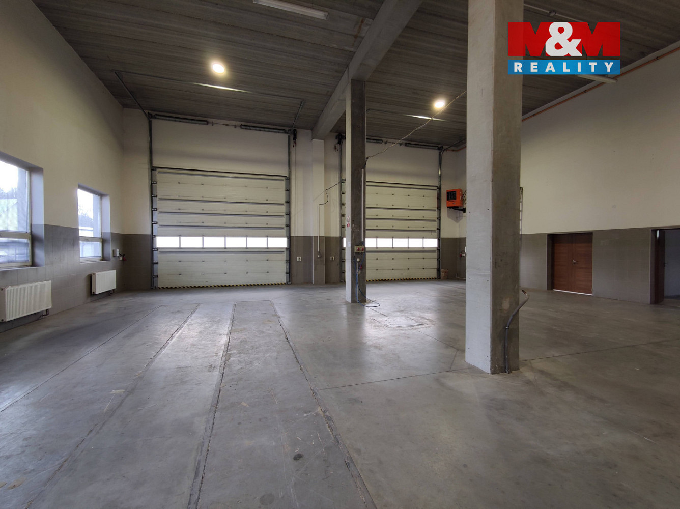 Pronájem výrobních prostor 1 295 m² — photo 2