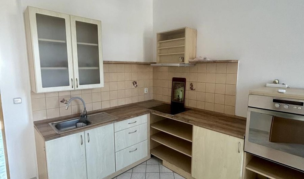 Pronájem bytu 2+1 63 m², Teplice – náhled fotky 2