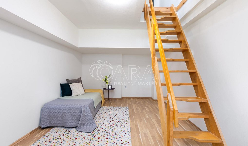 Prodej bytu 2+1 88 m², Praha – náhled fotky 16