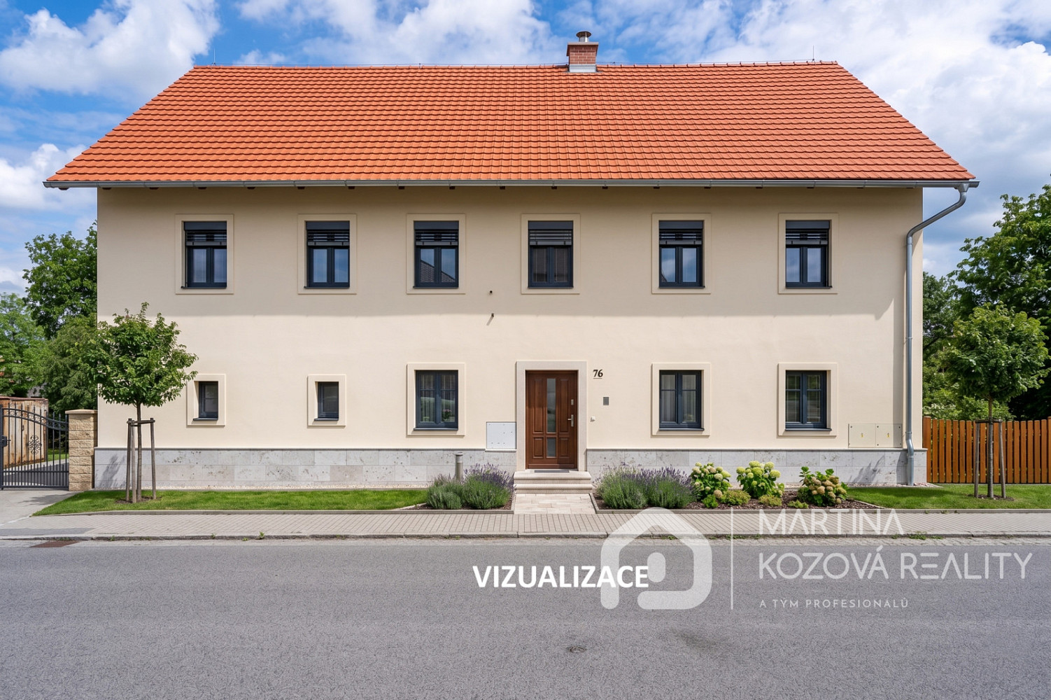 Prodej domu 400 m² s pozemkem 940 m² — photo 2