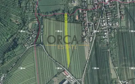 Prodej pole 4 956 m², Zlín