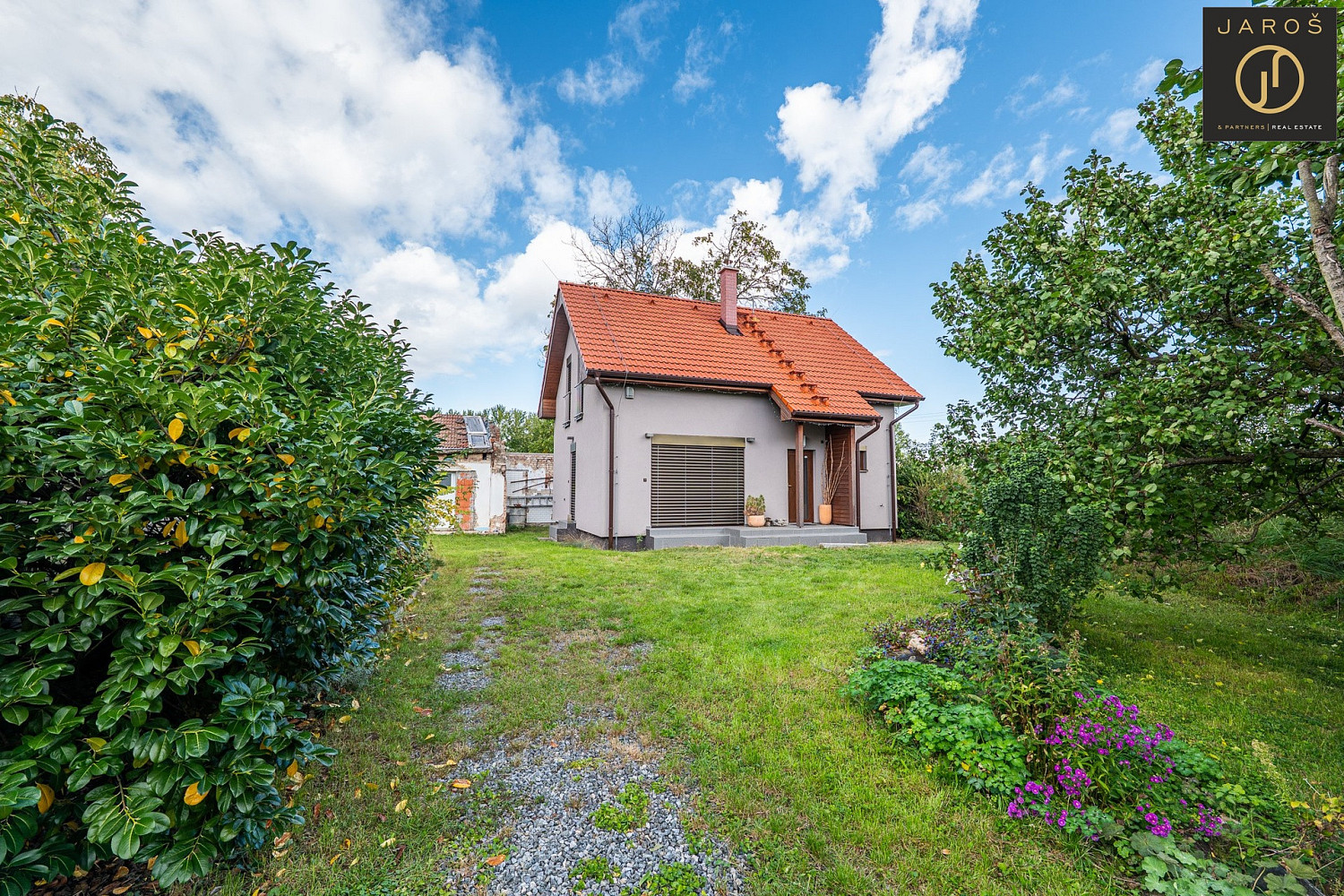 Prodej domu 102 m² s pozemkem 988 m²