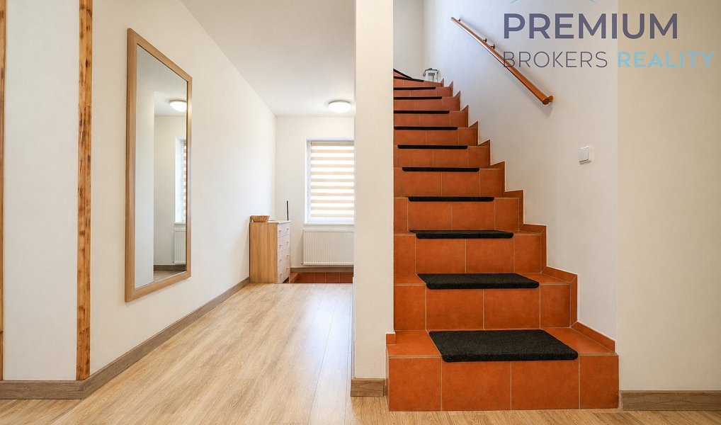 Prodej domu 132 m² s pozemkem 235 m², Hoštka – náhled fotky 11